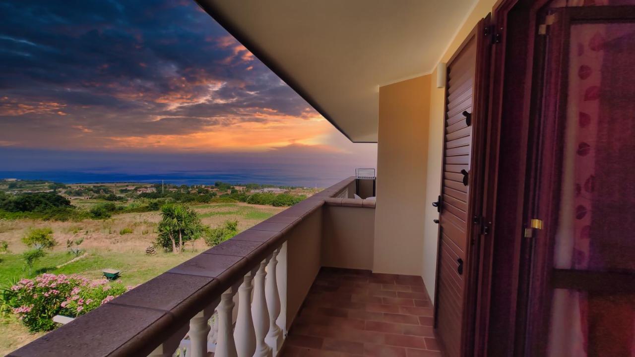 Residenza Domus Aurea Tropea- Vista Mare Hotel Santa Domenica  Kültér fotó