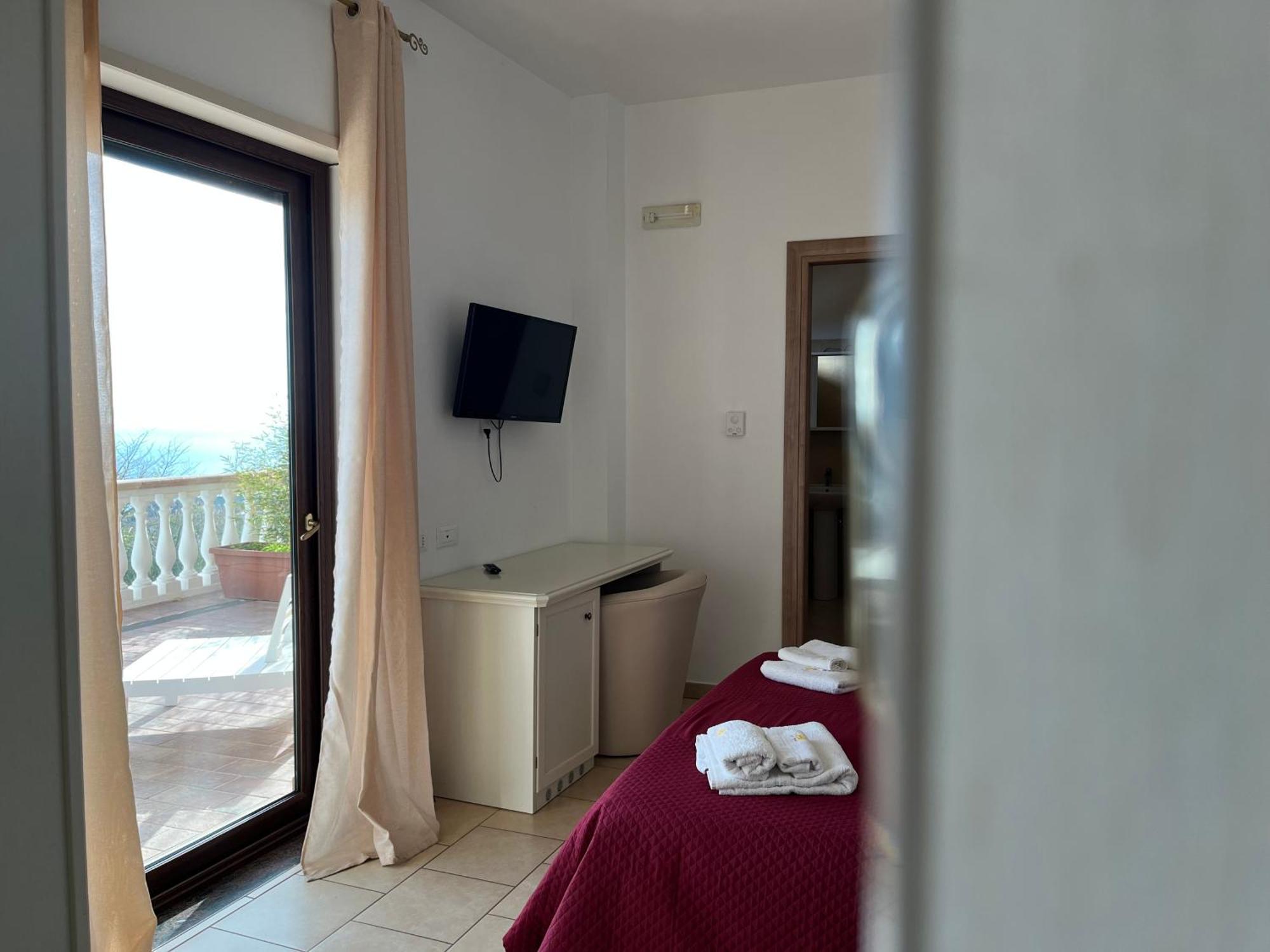 Residenza Domus Aurea Tropea- Vista Mare Hotel Santa Domenica  Kültér fotó