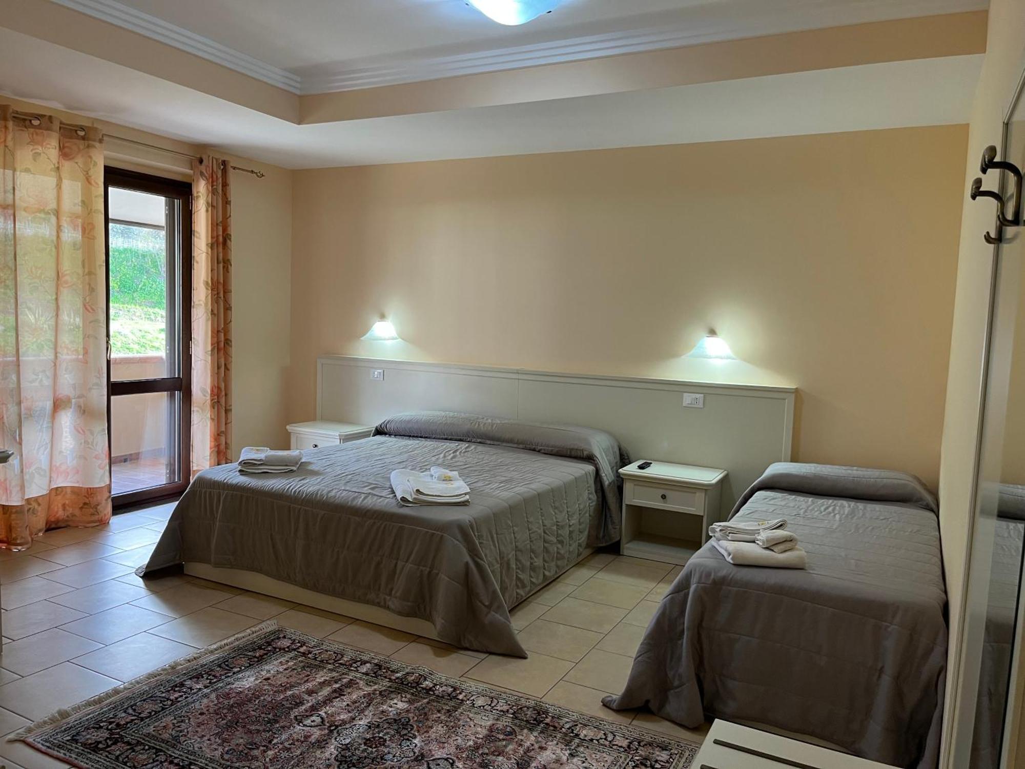 Residenza Domus Aurea Tropea- Vista Mare Hotel Santa Domenica  Kültér fotó