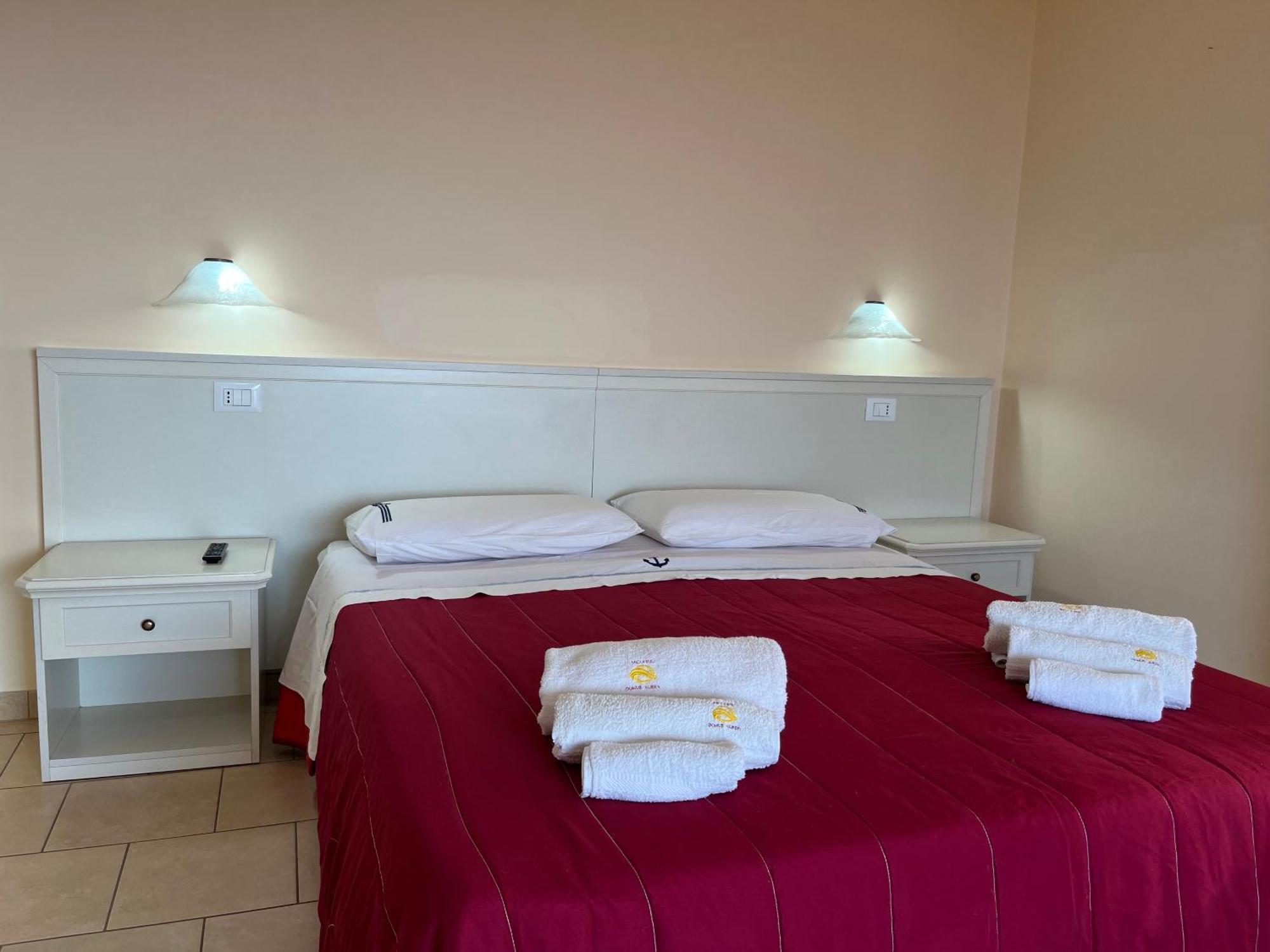 Residenza Domus Aurea Tropea- Vista Mare Hotel Santa Domenica  Kültér fotó
