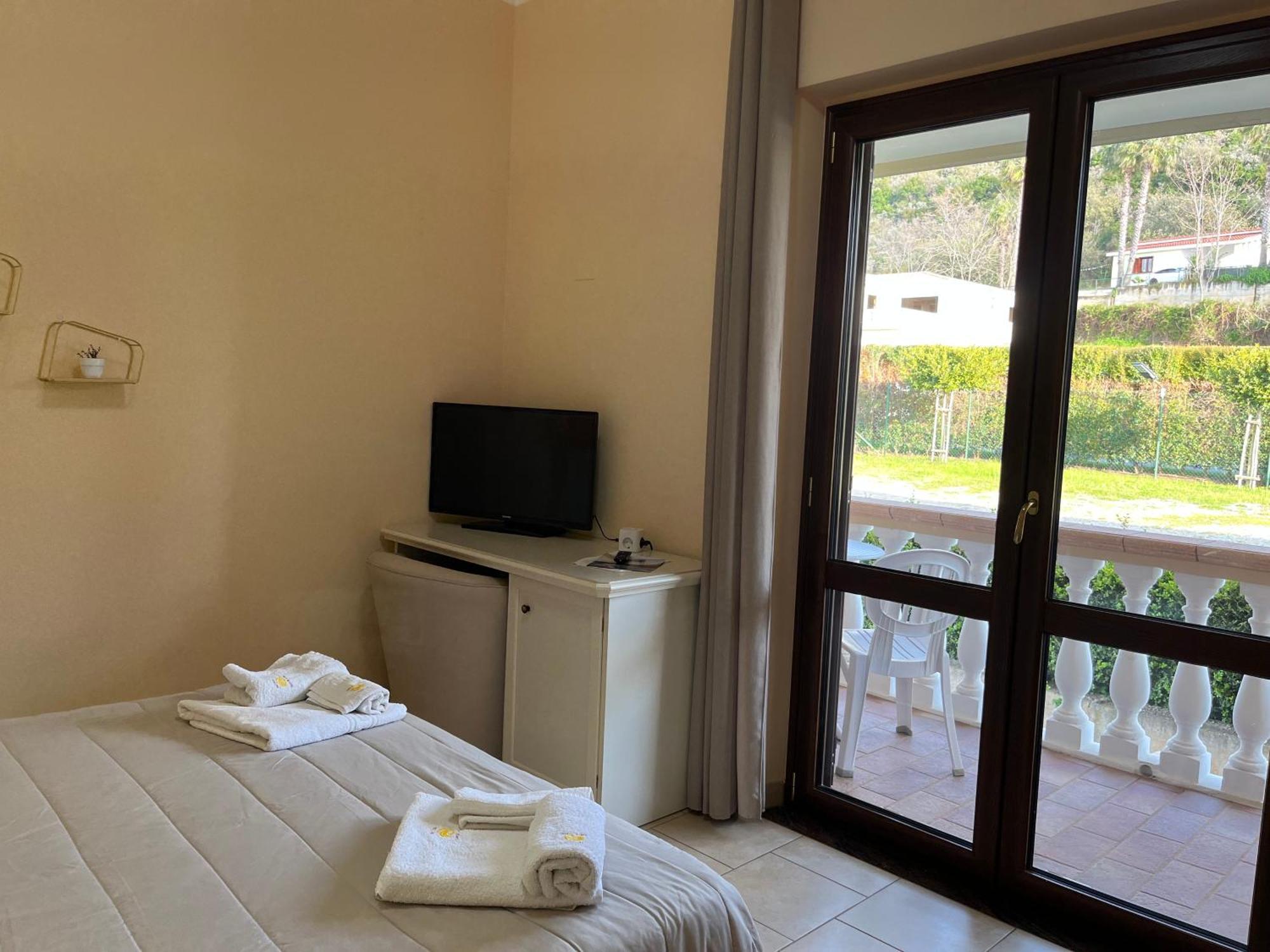 Residenza Domus Aurea Tropea- Vista Mare Hotel Santa Domenica  Kültér fotó